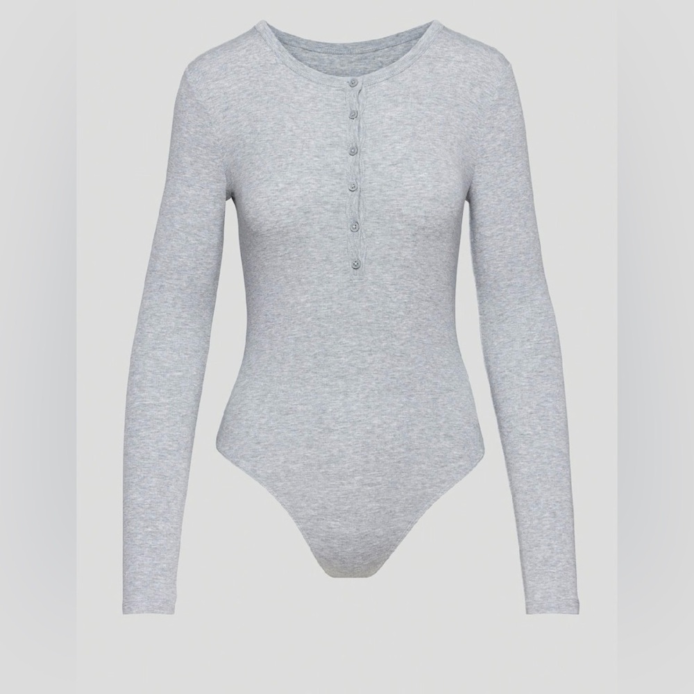 Aritzia Sunday Best Heather Gray Button-Up Bodysuit Medium